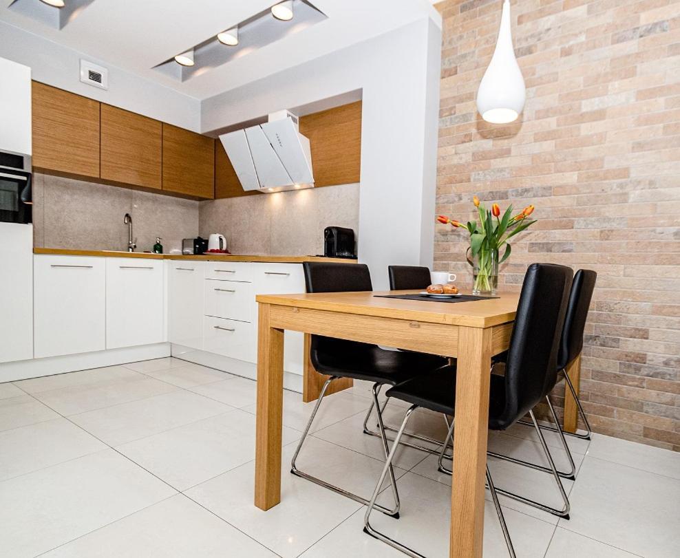 Landmark Apartments Krakow Luaran gambar