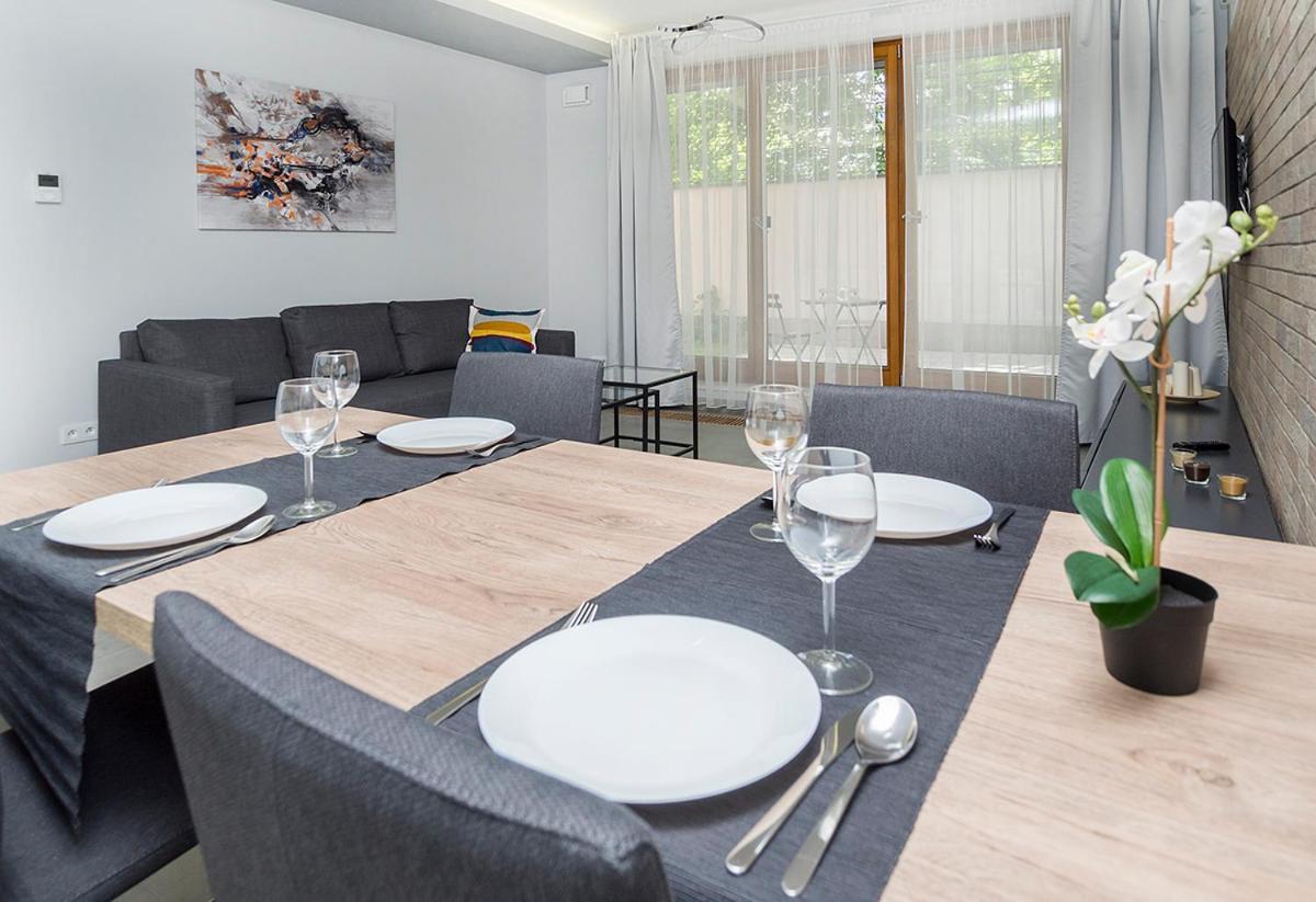 Landmark Apartments Krakow Luaran gambar